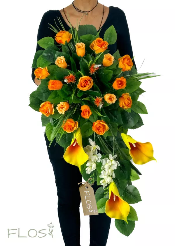 Eleganckie kompozycje na cmentarz – piękno, które trwa przez lata.
