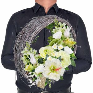 Stroiki na cmentarz - stroik na cmentarz, elegancka ozdoba na groby