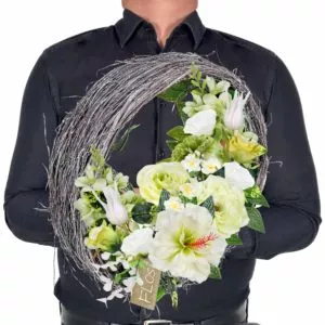 Stroiki na cmentarz - stroik na cmentarz, elegancka ozdoba na groby