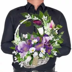 Stroiki na cmentarz – minimalistyczne i eleganckie.